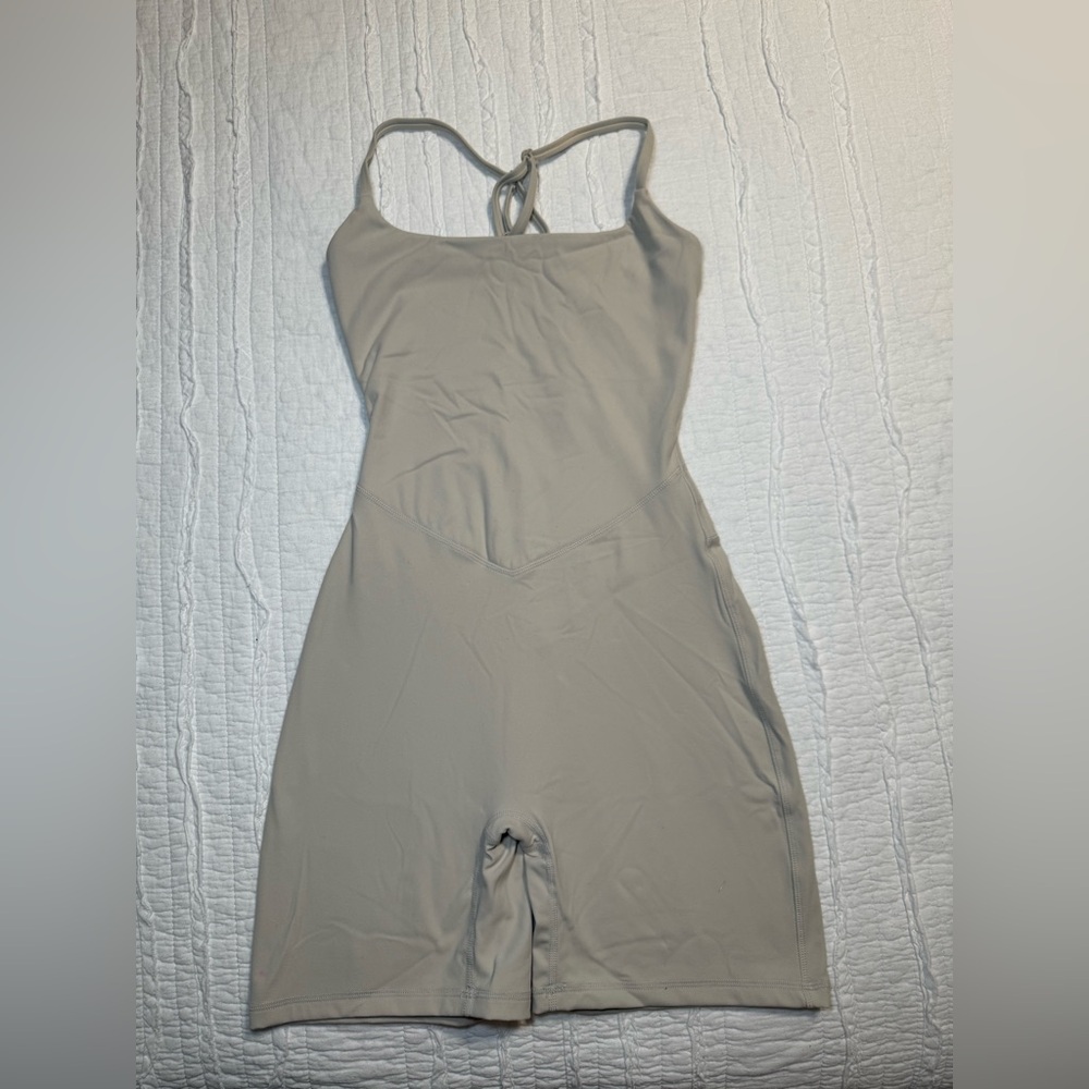 BuffBunny Legacy Bodysuit 6"